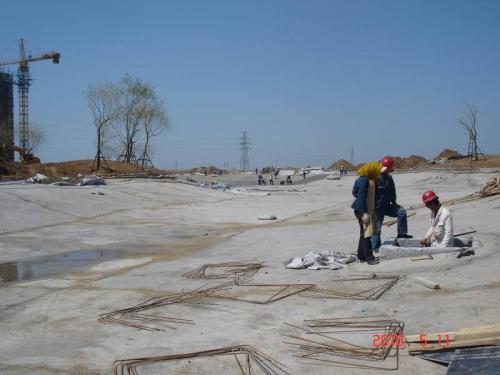 人工湖堵漏、人工湖補漏、人工湖堵水、人工湖伸縮縫堵漏?、人工湖變形縫堵漏