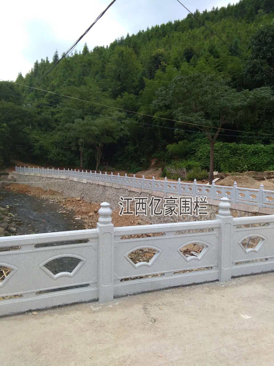 三明混凝土仿石欄桿制作 龍巖仿大理石護(hù)欄多少錢一米