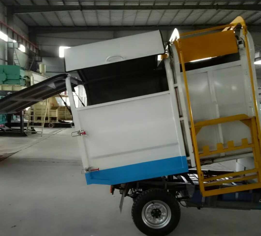 廠家專(zhuān)業(yè)生產(chǎn)銷(xiāo)售電動(dòng)翻桶式垃圾車(chē)免費(fèi)送貨上門(mén) 電動(dòng)垃圾車(chē)電動(dòng)三輪垃圾清運(yùn)車(chē)