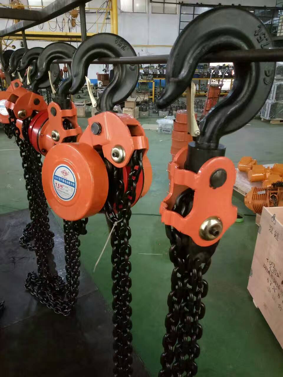 供應(yīng)群吊電動(dòng)葫蘆型號(hào)DHP群吊 建筑爬架電動(dòng)葫蘆倒鏈慢速電動(dòng)葫蘆