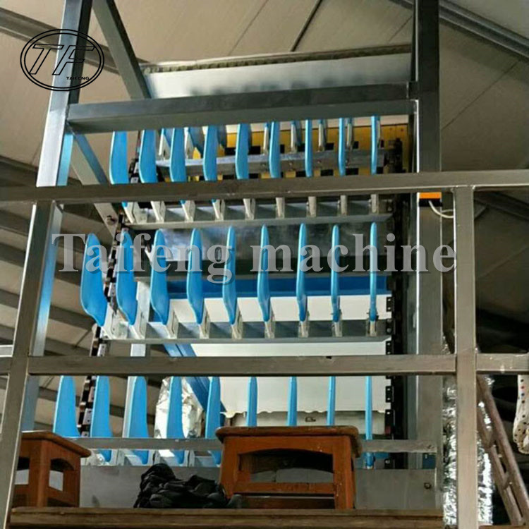 乳膠腳套生產(chǎn)機器 防滑防水防沙乳膠腳套生產(chǎn)線 旅游裝便攜乳膠腳套機器公司