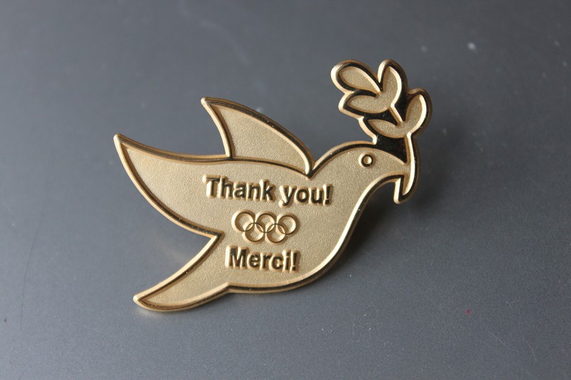 亞克力盒子胸徽定制廠 聯(lián)合會會徽定制 ，活動臂章制作