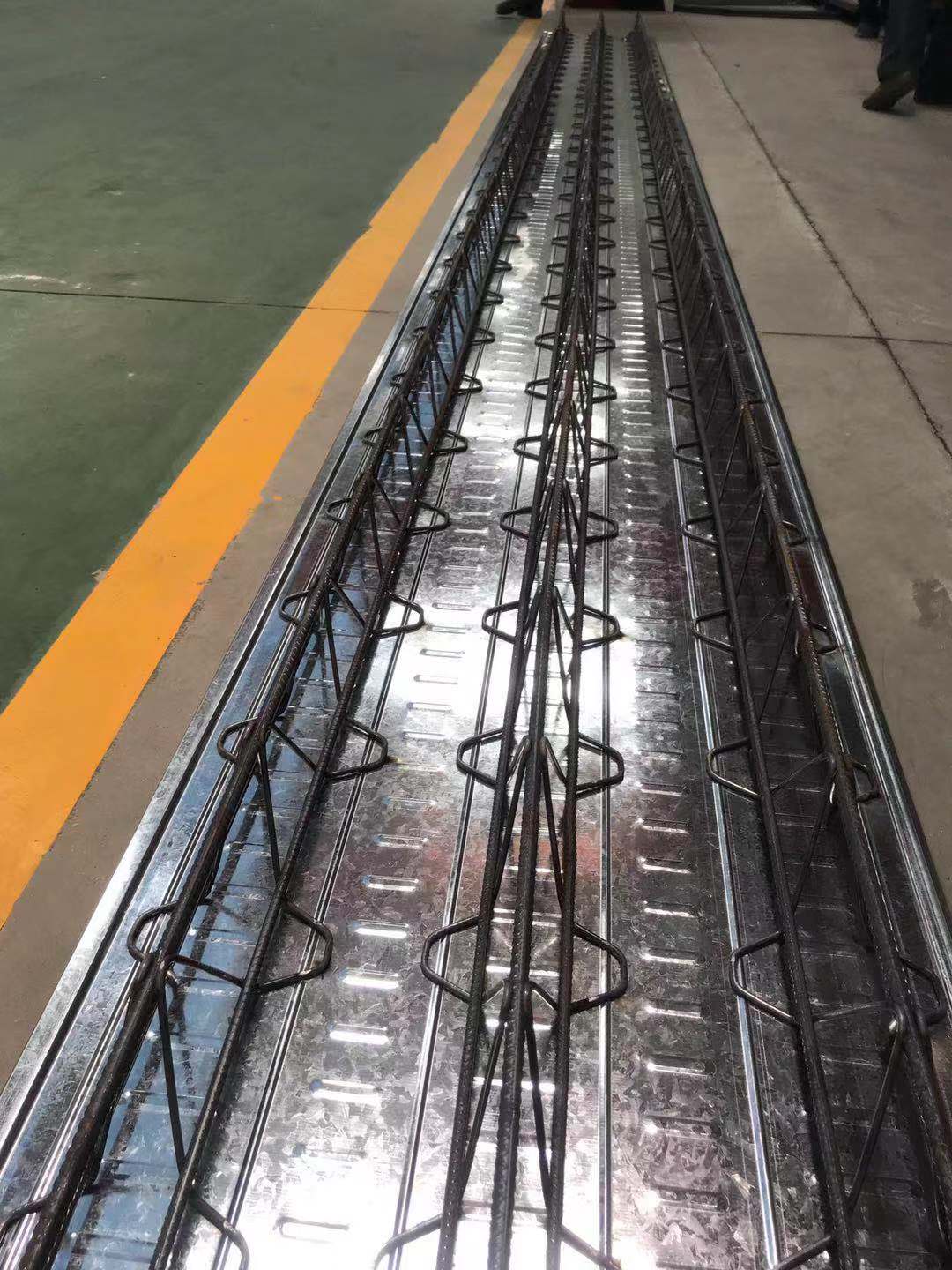 鋼筋桁架樓承板