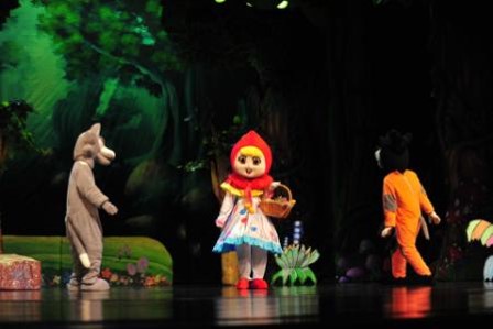 迪士尼卡通兒童劇小紅帽演出