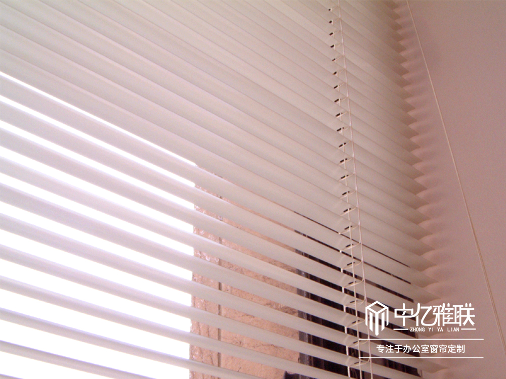 南寧百葉窗葉片、百葉窗調(diào)節(jié)桿廠家