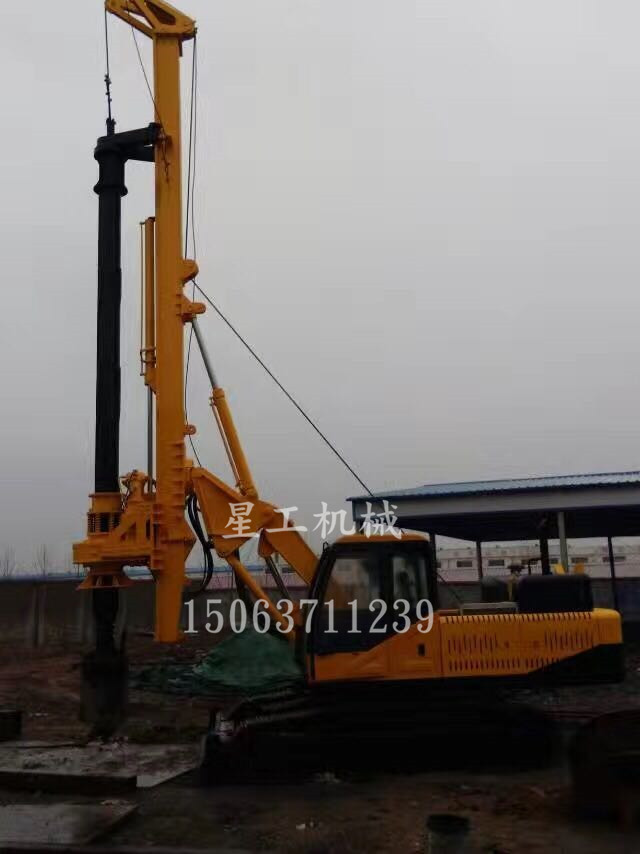 打房屋地基樁適合用履帶旋挖鉆機嗎 星工機鎖桿*打幾個孔