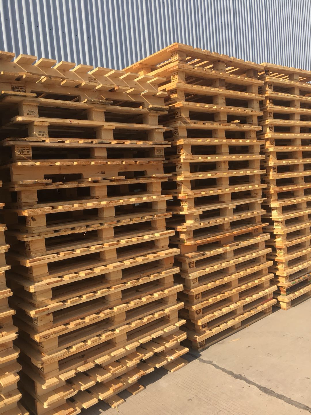 供應(yīng)湖州二手木托盤回收木托盤收購 湖州二手木托盤回收木托盤收購電話