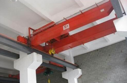 山東歐標起重機廠家，廠家批發(fā)價，廠家直銷價