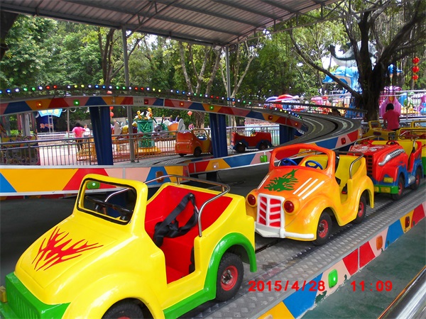 創(chuàng)藝游樂廠家直銷火爆公園游樂園項(xiàng)目立環(huán)跑車