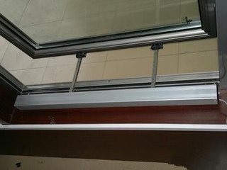 重慶電動(dòng)開窗器