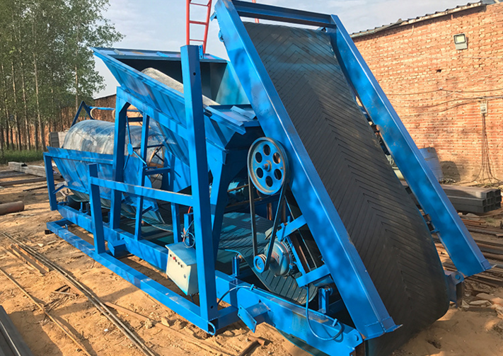 可移動(dòng)式折疊篩沙機(jī) 沙場(chǎng)*篩沙機(jī) 可移動(dòng)篩沙機(jī)價(jià)格