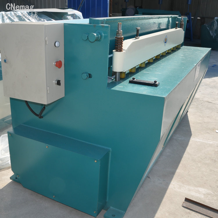 馬鞍山力長供應(yīng)電動剪板機廠家，電動剪板機價格Q11-4*1300 電動剪板機廠家直銷