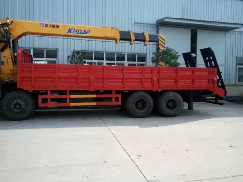 陜汽德龍隨車吊_陜汽德龍*后八國五隨車吊配置