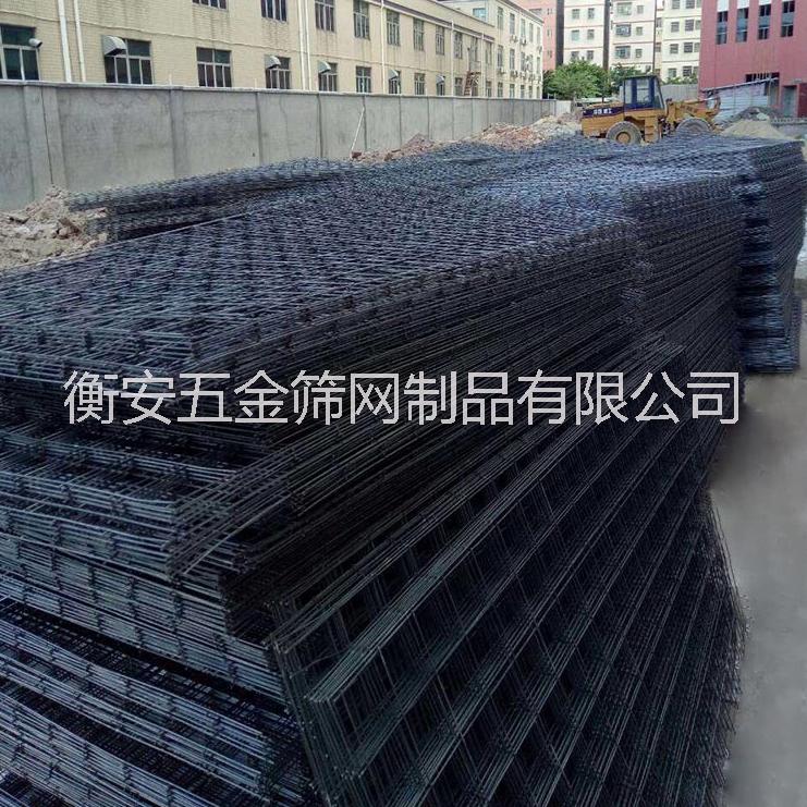 鍍鋅鋼絲網(wǎng)片