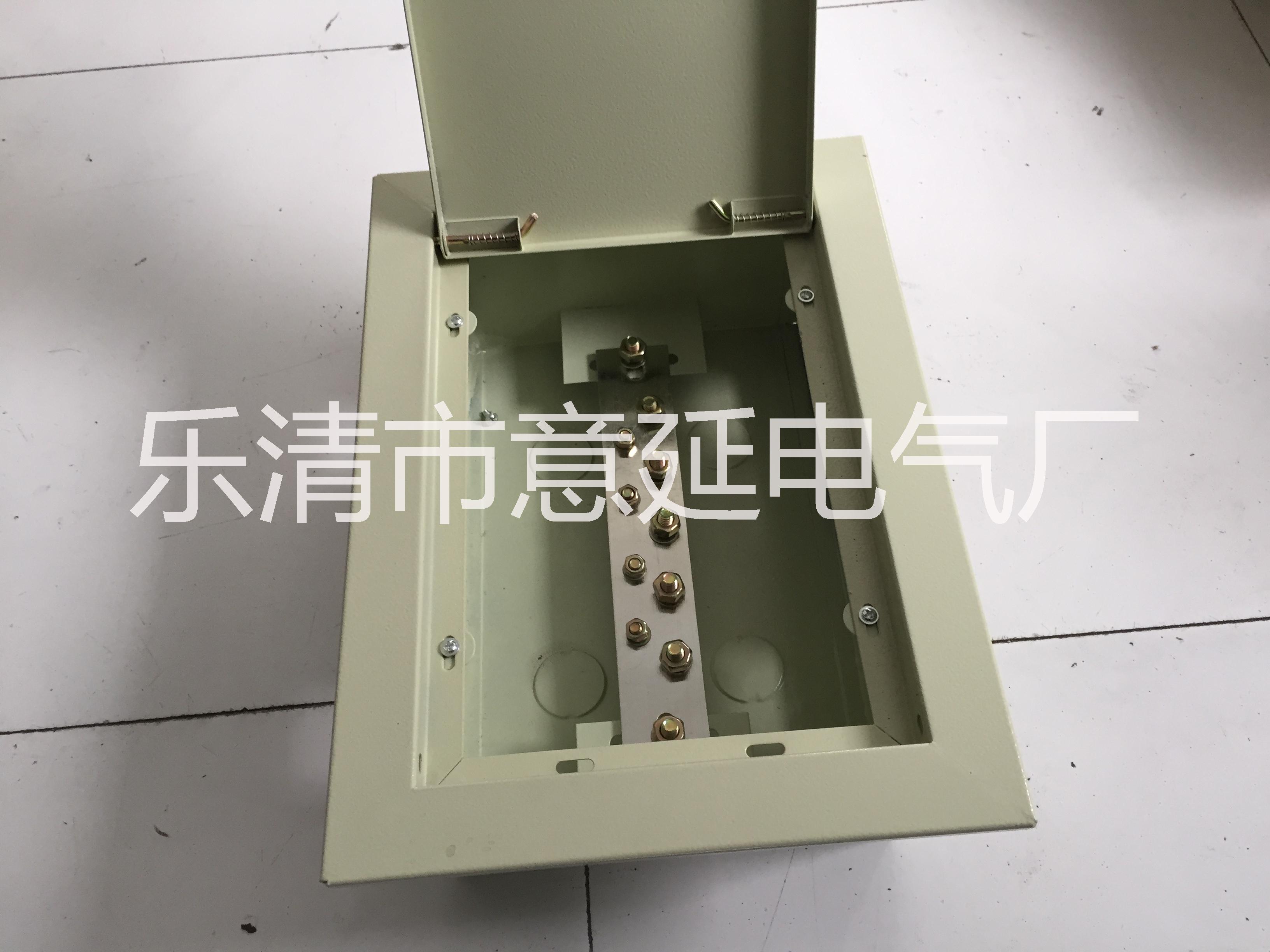 供應(yīng) 中號等電位 TD28聯(lián)結(jié)端子箱 190.100.70 TD28中號等電位