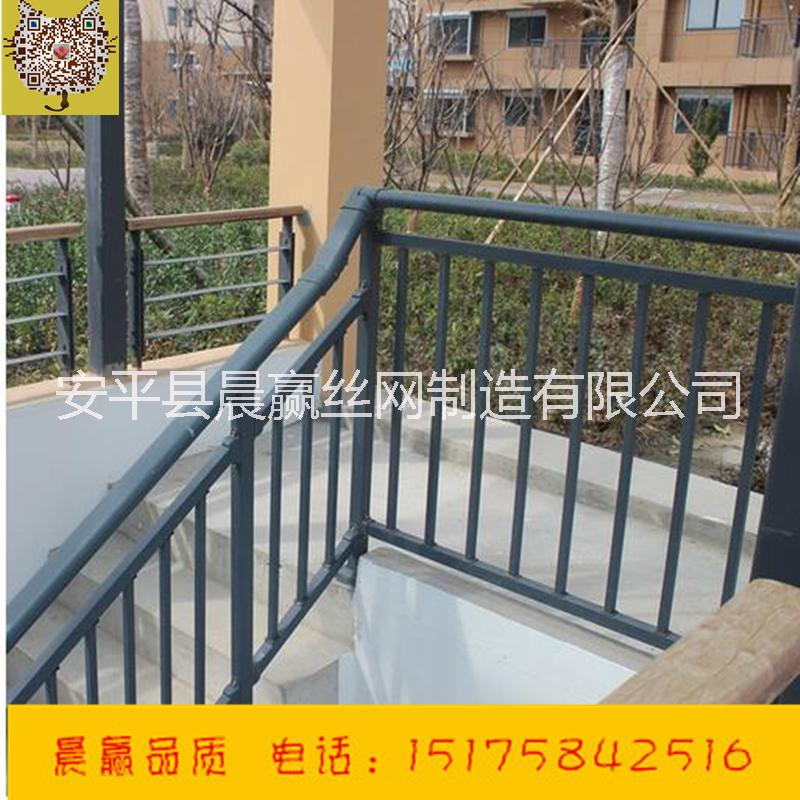 別墅小區(qū)陽(yáng)臺(tái)護(hù)欄  組裝式鋅鋼陽(yáng)臺(tái)護(hù)欄 戶外柵欄