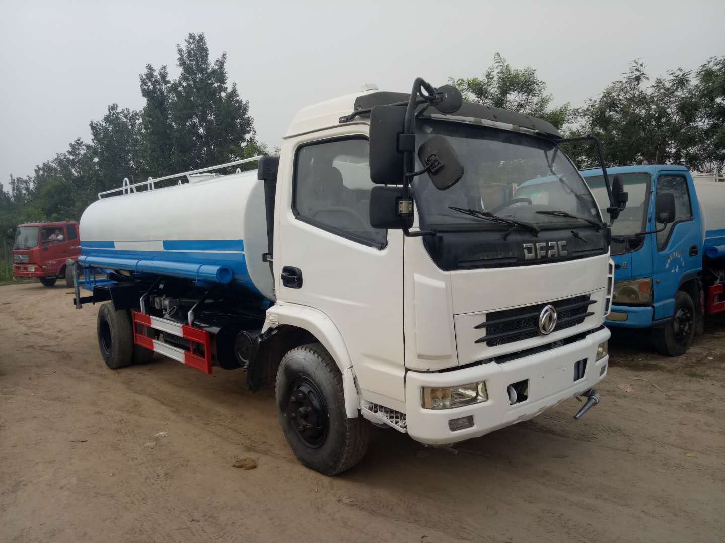 灑水車噴灑車降塵車