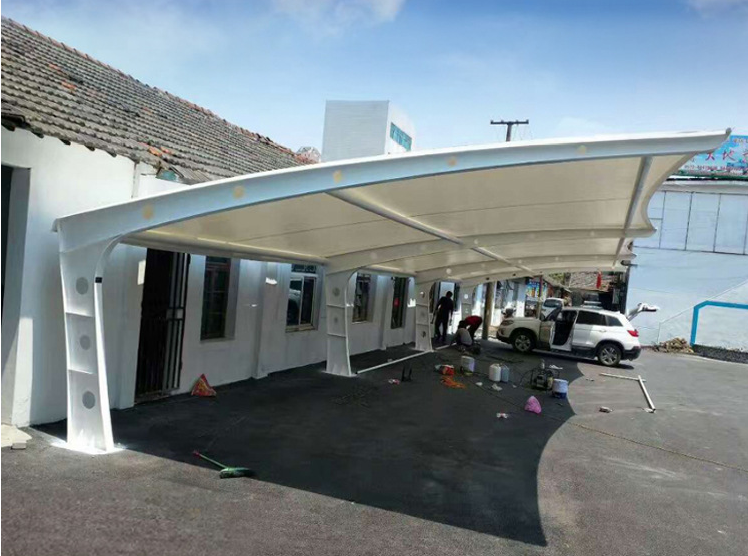 戶外膜結(jié)構(gòu)停車棚工程 張拉膜結(jié)構(gòu)停車棚安裝  上海膜結(jié)構(gòu)停車棚