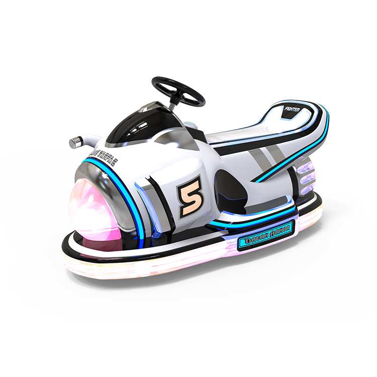 廠家直銷冰上碰碰車幻影戰(zhàn)神廣場公園碰碰車兒童游樂設(shè)備電池卡通碰碰車