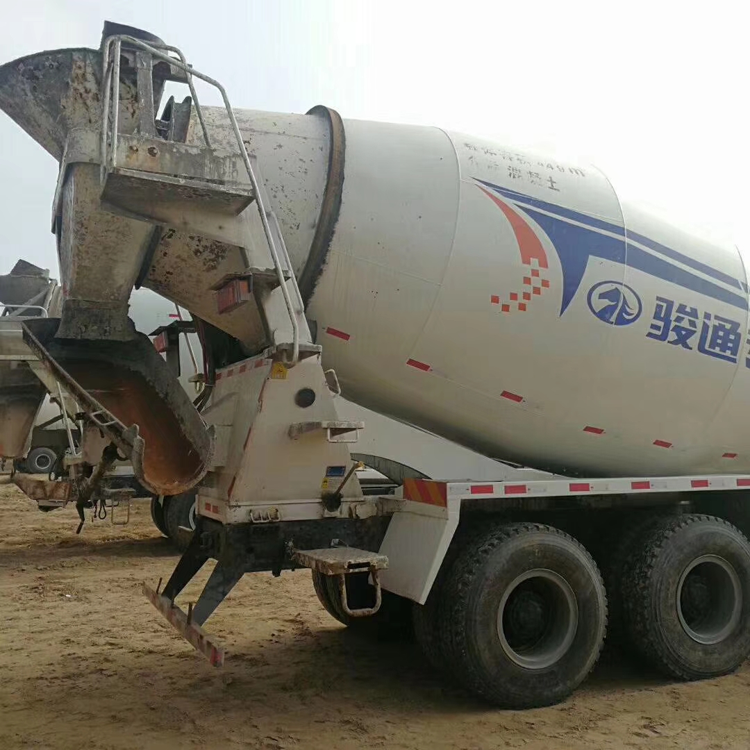 二手水泥攪拌車