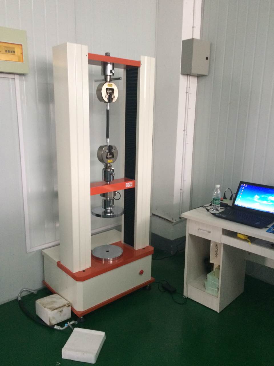 可調(diào)速拉力試驗(yàn)機(jī)抗折抗彎試驗(yàn)機(jī)拉伸檢測(cè)儀器生產(chǎn)廠家拉伸試驗(yàn)機(jī)拉伸強(qiáng)度試驗(yàn)機(jī)