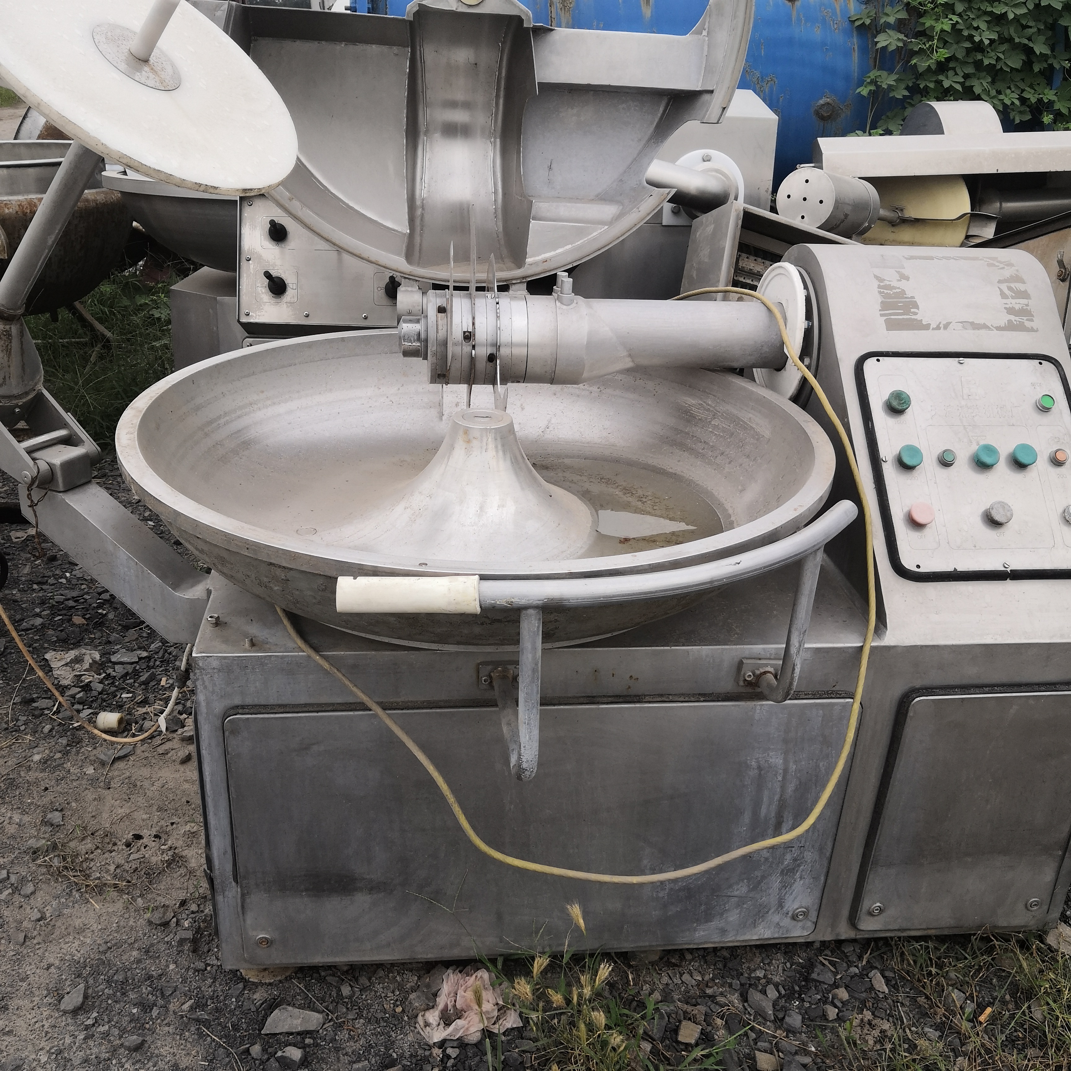 斬拌機 二手食品設(shè)備 二手?jǐn)匕铏C價格 優(yōu)質(zhì)二手食品設(shè)備廠家 滾揉機 拌餡機 斬拌機回收