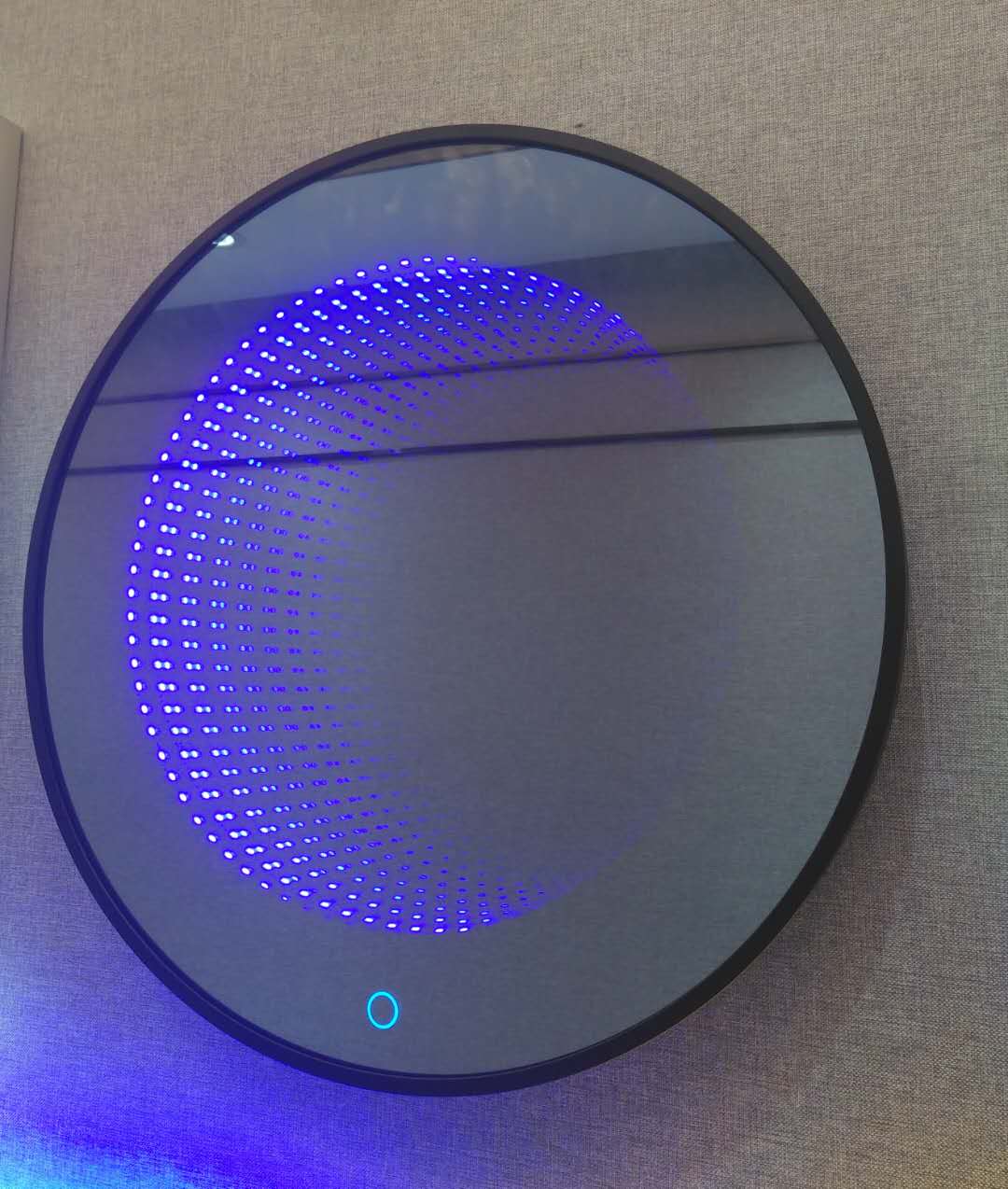 深淵式LED燈圓形鏡市場報價、公司電話【佛山市康潔明衛(wèi)浴有限公司】