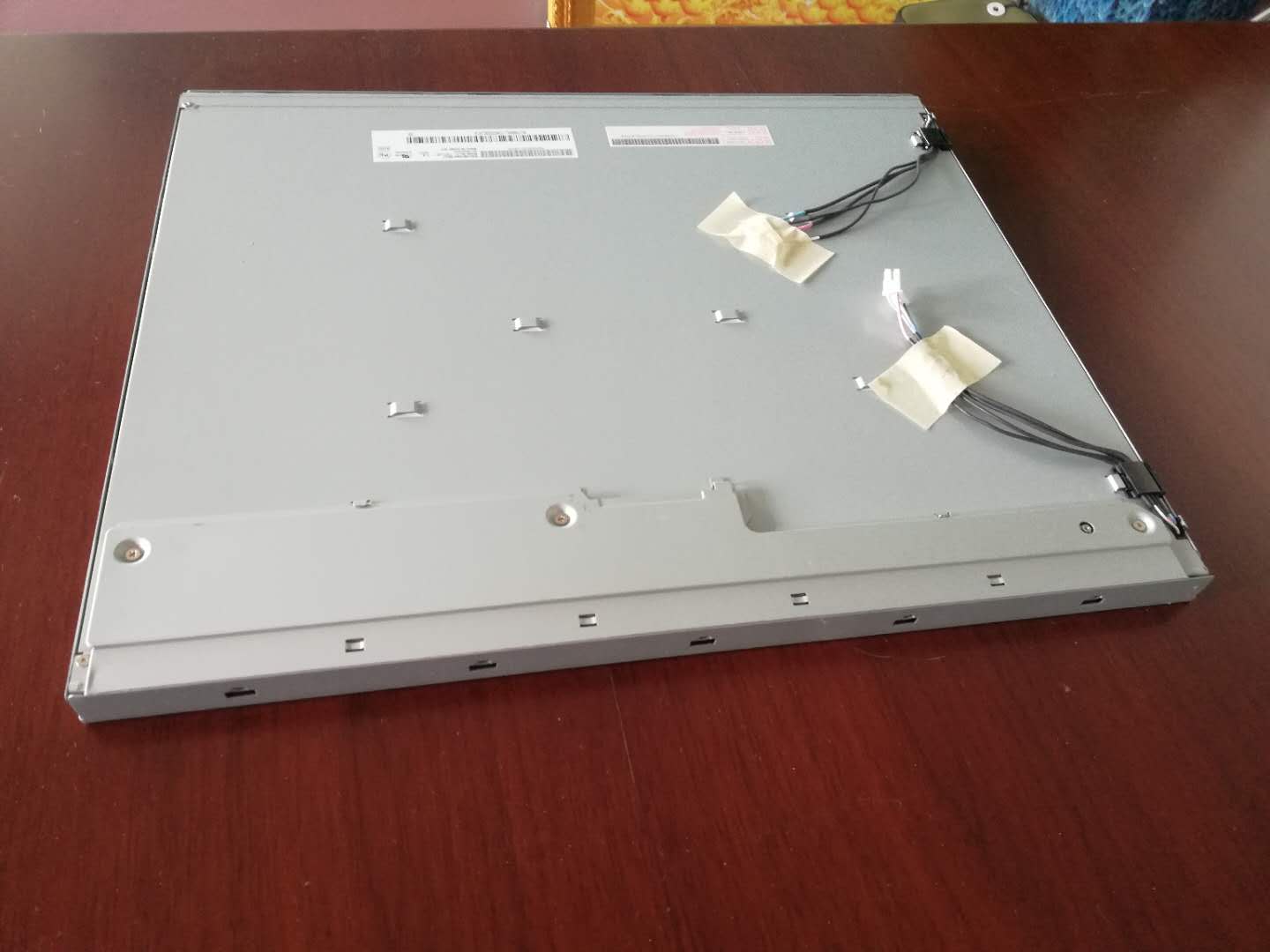 供應(yīng) 17寸液晶屏