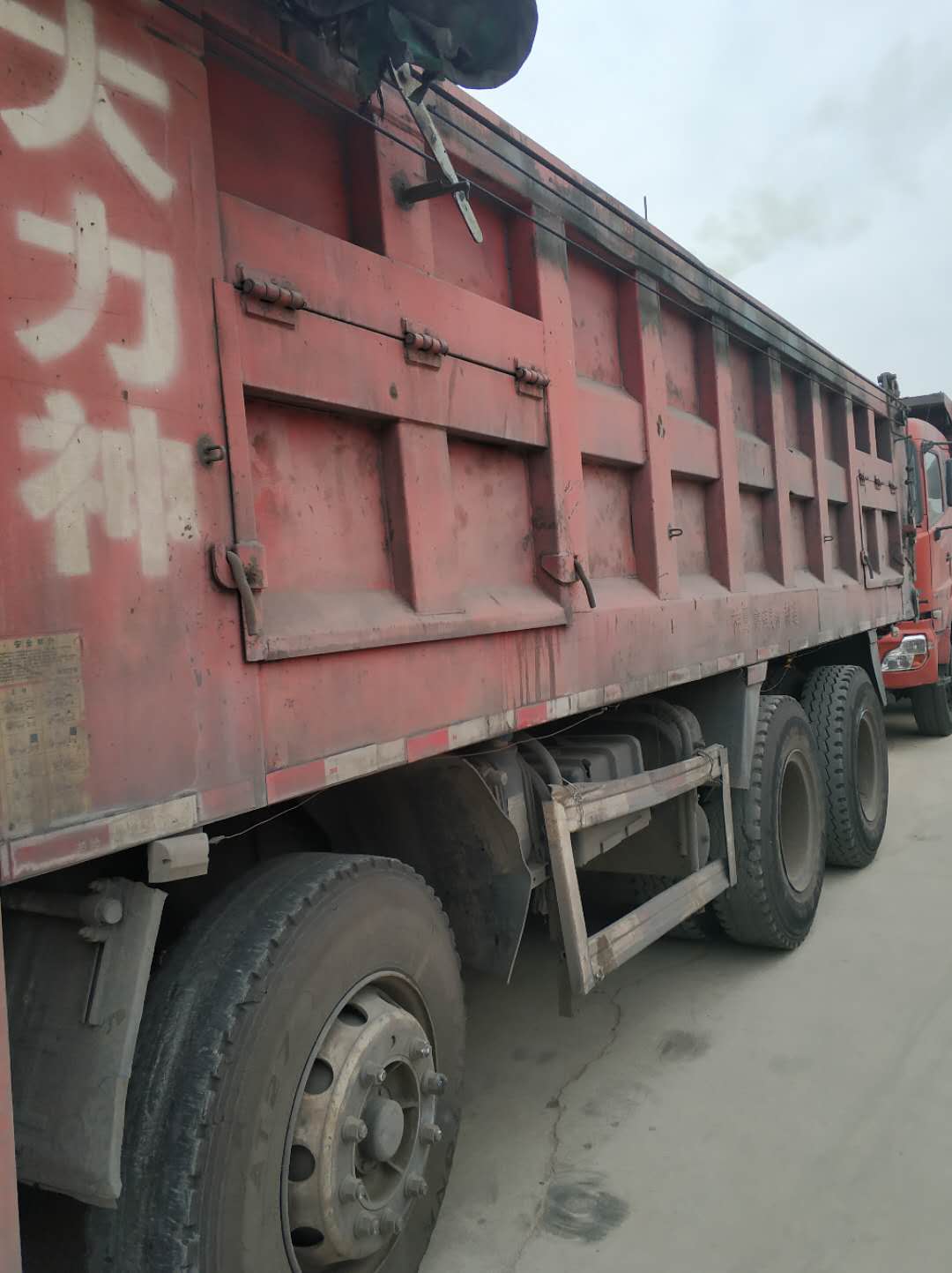 本車隊(duì)出售東風(fēng)大力神*后八