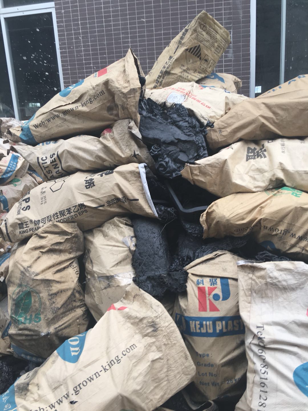 肇慶*塑料膠頭亞克力回收多少錢