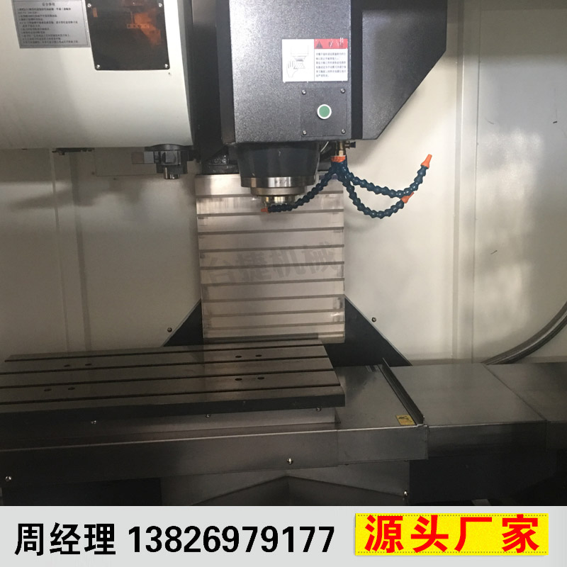 臺(tái)捷V8高速高精度零件立式加工中心機(jī)CNC大型數(shù)控機(jī)床三菱M80系統(tǒng) 臺(tái)捷V8高速零件立式加工中心