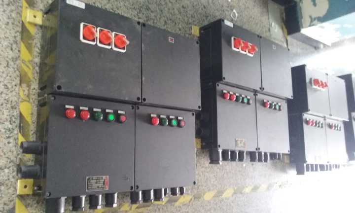 BDGF58煉油廠防爆防腐配電箱