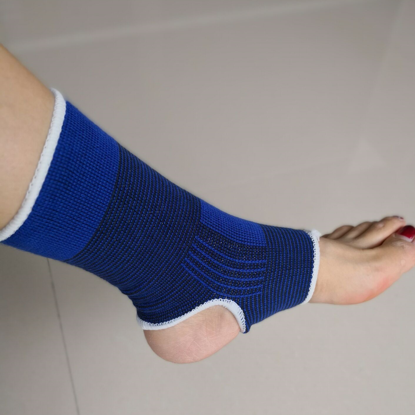 批發(fā) 運動型舒適透氣護踝 纖維松緊布舒適耐用護膝