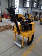 手推式振動單輪壓路機廠家直銷