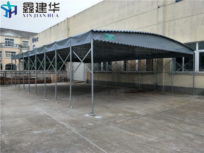 滕州市活動伸倉庫移動縮雨棚鑫距華量大從優(yōu)