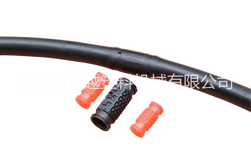 內(nèi)鑲管廠家16mm內(nèi)鑲圓柱式滴灌 內(nèi)鑲管廠家內(nèi)鑲圓柱式滴灌guan 內(nèi)鑲管廠家內(nèi)鑲圓柱式滴灌管