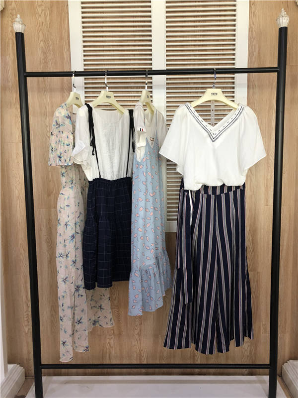 女裝折扣店加盟女裝品牌折扣店加盟