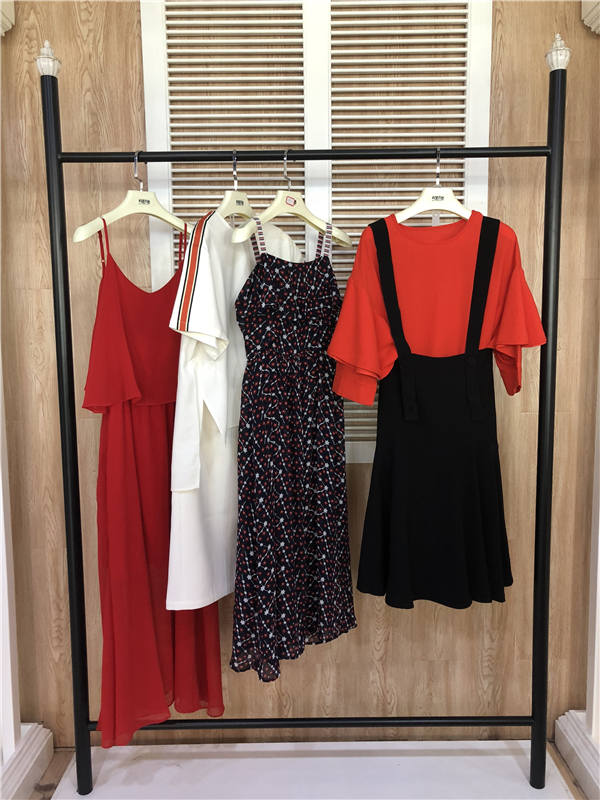 女裝折扣店加盟女裝品牌折扣店加盟