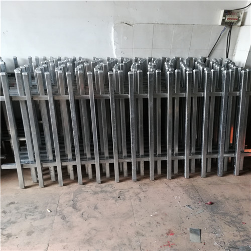 廣西廠房圍墻護欄 南寧廠區(qū)圍墻鋅鋼圍欄廠家