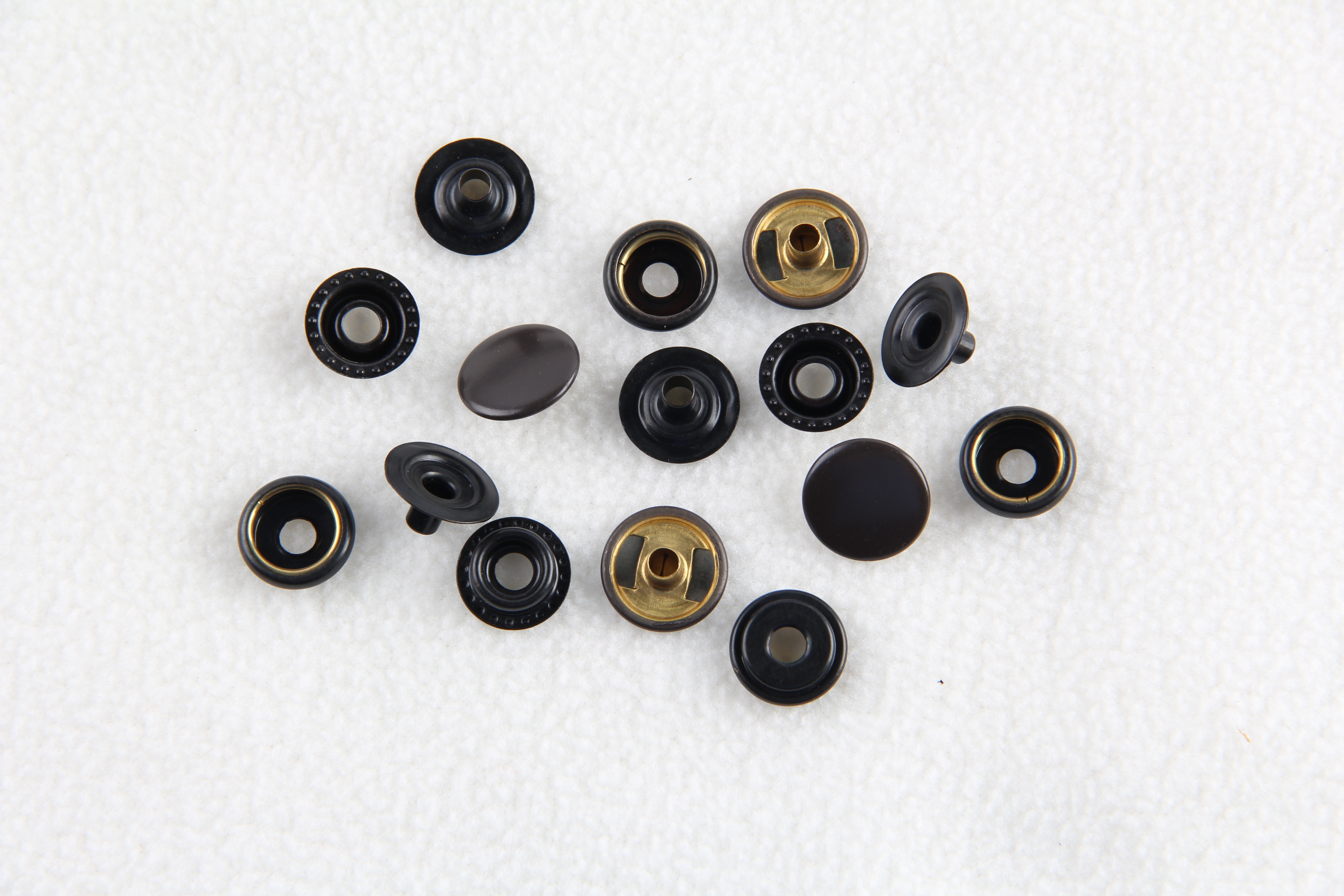 金屬銅質(zhì)四合扣子 24L圓形優(yōu)質(zhì)環(huán)保紐扣帳篷軍大衣服裝輔料批發(fā) 金屬扣子