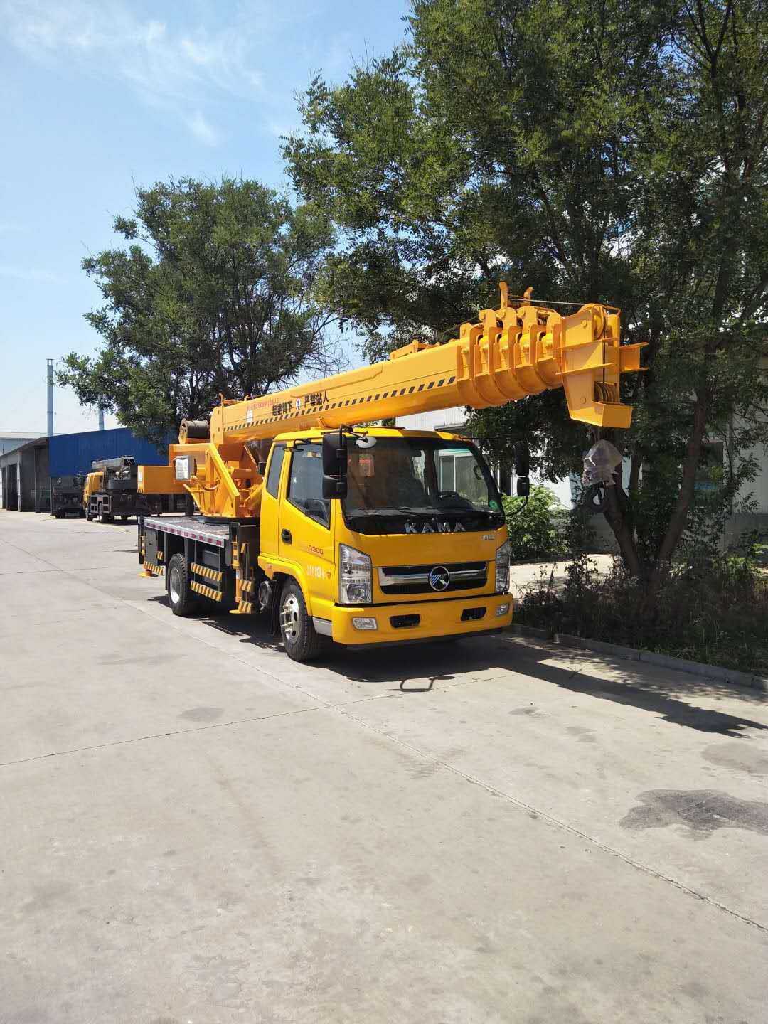 凱馬汽車吊  8噸吊車 吊車價格  國五黃牌吊車 汽車起重機