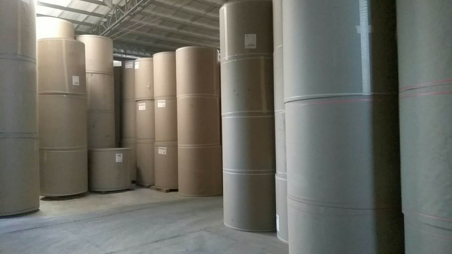 低克重60-80G國產(chǎn)牛皮包裝紙 手提袋用紙，打包紙