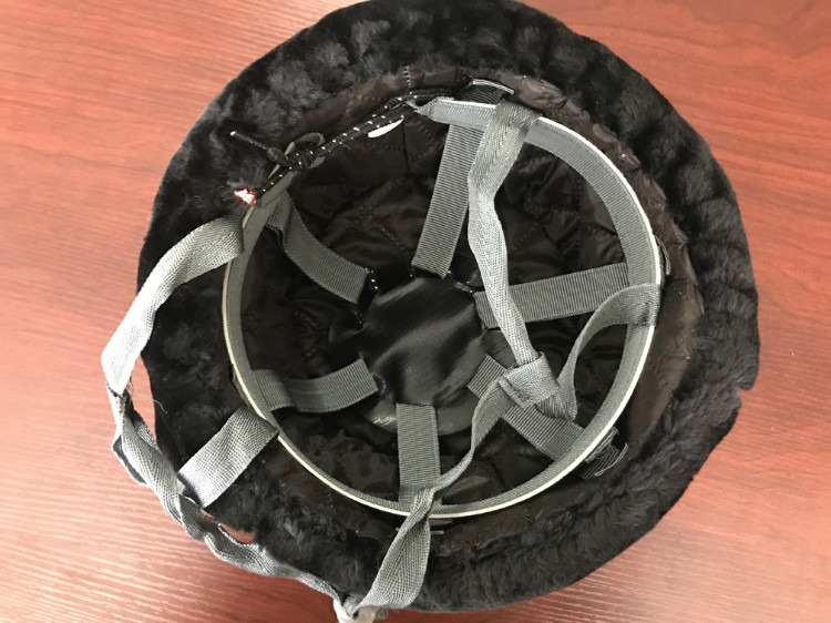 防寒安全帽工地棉安全帽玻璃鋼高強(qiáng)度施工電工電力勞保保暖冬季