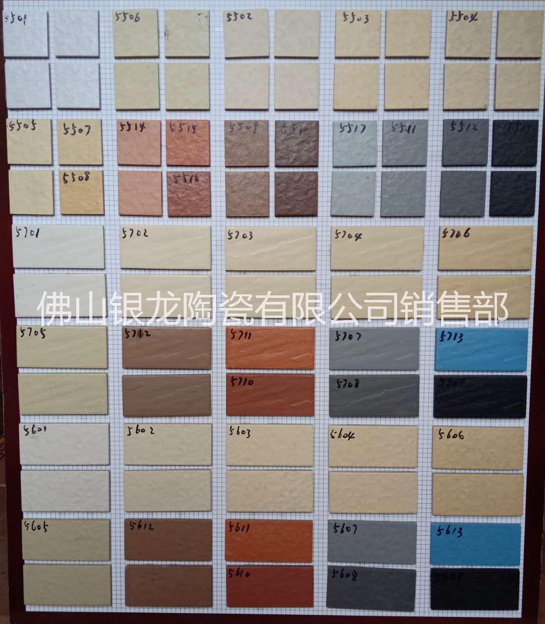 米黃色通體外墻磚別墅外墻瓷磚批發(fā)