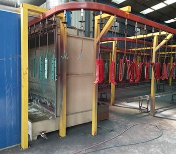 高溫烤漆房的加熱方式