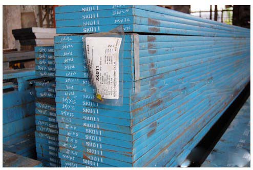 SKD11是高耐磨韌性通用冷作模