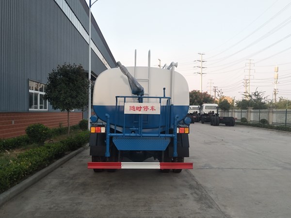 *二手灑水車  二手灑水車     環(huán)衛(wèi)灑水車哪里有  運水車 湖北二手灑水車