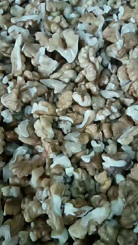 產地直銷生核桃仁 核桃碎烘焙原料月餅餡料 云南核桃仁批發(fā)