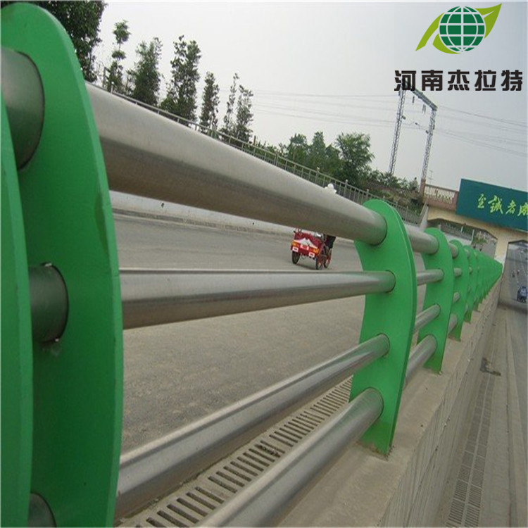 不銹鋼欄桿靜電氟碳噴涂立柱橋梁防撞護欄
