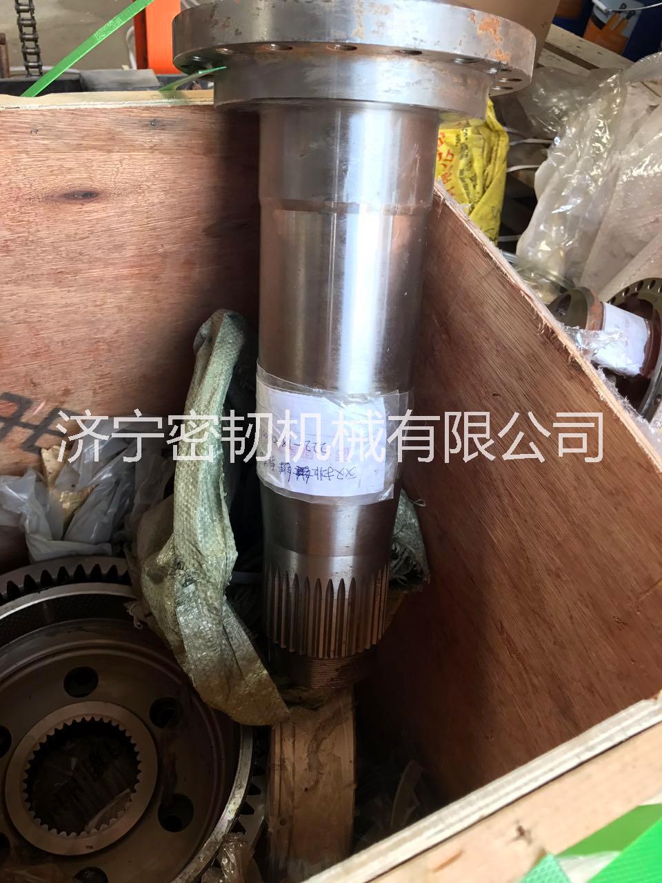 山推SG18平地機(jī)配件222-18-02001鏈輪軸